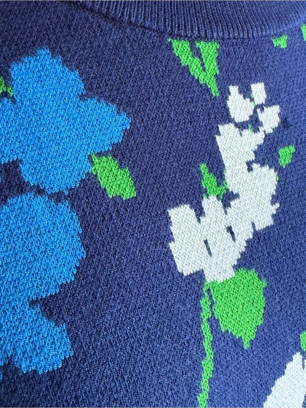 kate spade x Target Navy Floral Short-Sleeve Knit Top Blue White Blooms, M NWT